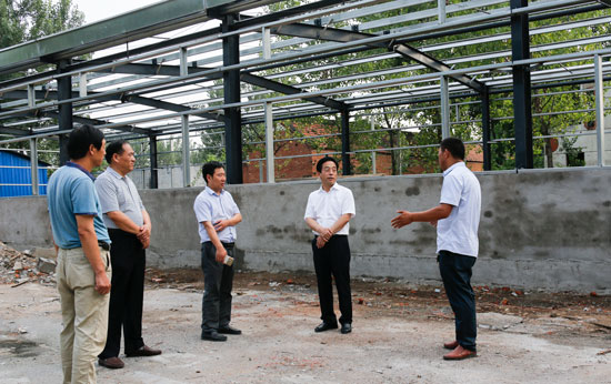 张书民督导调研扶贫就业创业基地建设和燃煤乐动（中国）拆改工作 中国财经新闻网 www.prcfe.com